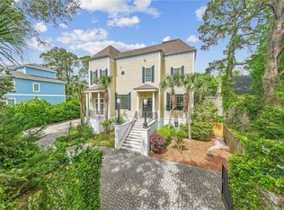 19 Burkes Beach Rd, Hilton Head Island, SC 29928