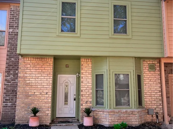 2809 Saint Joseph St APT L, Corpus Christi, TX 78418