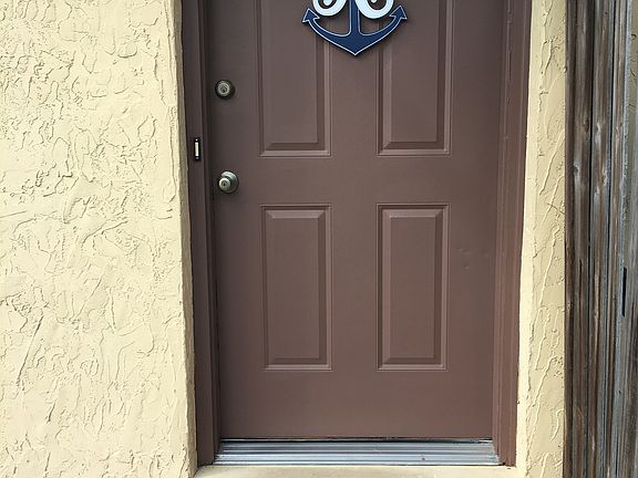 3rd image of 2759 Hidden Village Dr