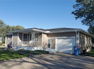 2905 Reeves Ave, Lorain, OH 44052