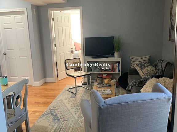 3rd image of 25 1/2 Gore St #1B