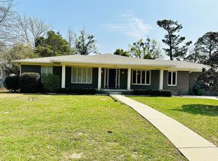 513 General Gibson Dr, Daphne, AL 36527