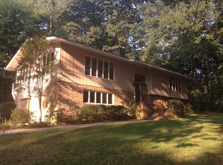 102 Dumbarton Ct, Cary, NC 27511