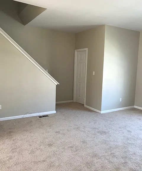 34 Carrick Ln #1 — Photo 15