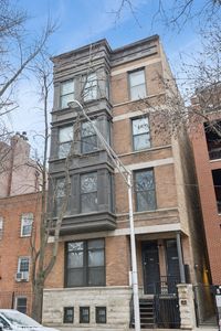 320 W Evergreen Ave #2S, Chicago, IL, 60610