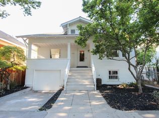 1104 V St, Sacramento, CA 95818