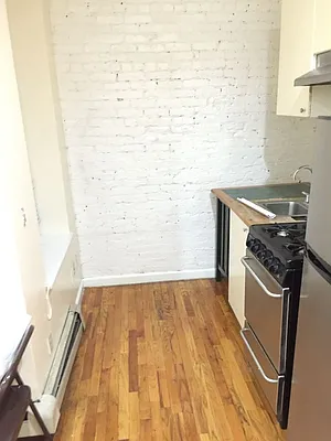 Rented by AJ Clarke | media 36