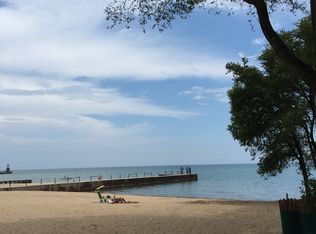 1123 W North Shore Ave APT 201, Chicago, IL 60626