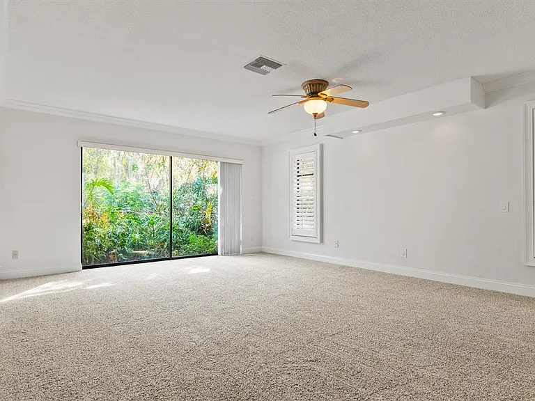 10206 Lakeview Dr — Photo 24