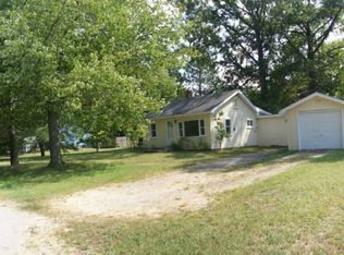 309 Chestnut St, Houghton lake, MI