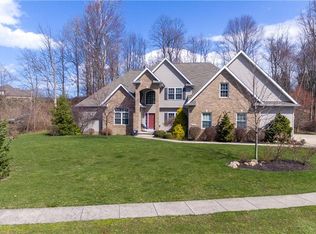 4886 Equestrian Dr, Erie, PA