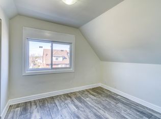 22 Lottridge St, Hamilton, ON L8L6T5