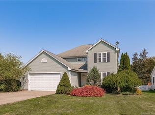 45 Davis Rd, Wethersfield, CT 06109