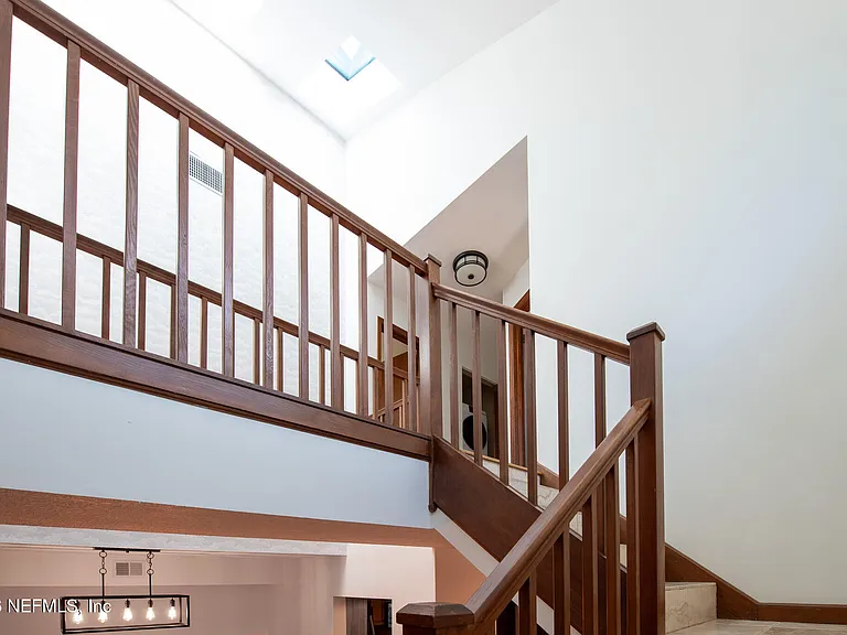 1745 Ocean Grove Dr — Photo 14