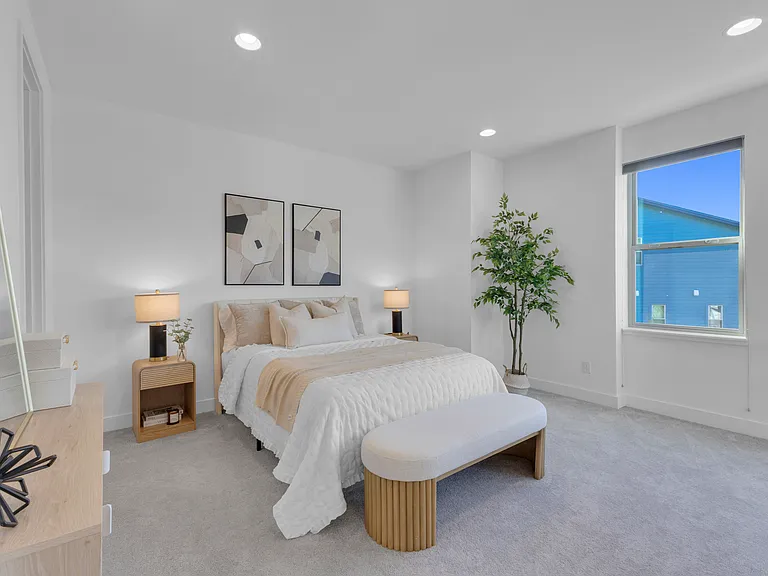 13511 SE 68th Pl — Photo 13