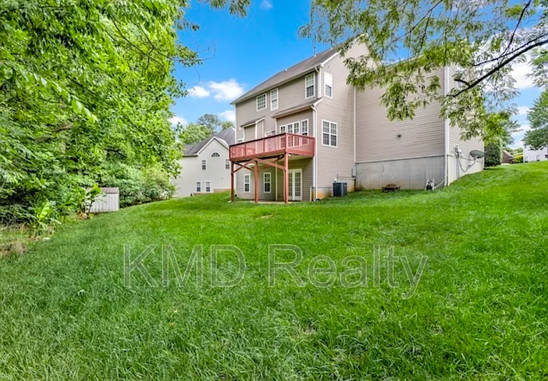 5010 Bellville Ct — Photo 16