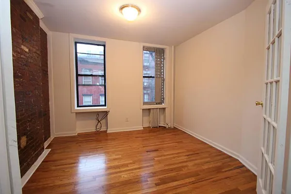 Rented by Douglas Elliman | media 23