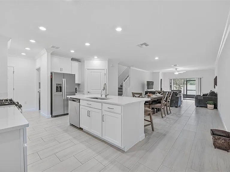 17334 Holly Well Ave — Photo 4