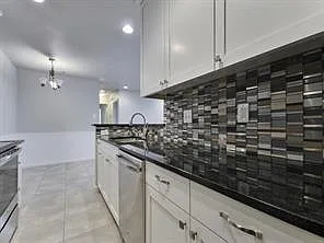 9802 Hundred Oaks Cir #A — Photo 10