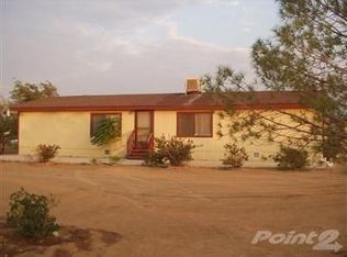 11275 Flora Vista St, Apple Valley, CA 92308