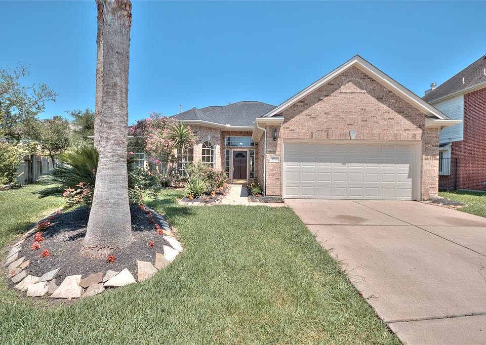 1st image of 403 Elder Grove Ct
