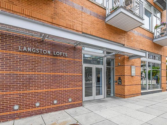 3rd image of 1390 V St NW APT 506