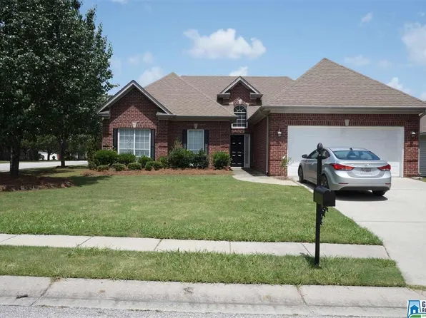 2201 Forest Lakes Ln, Sterrett, AL 35147