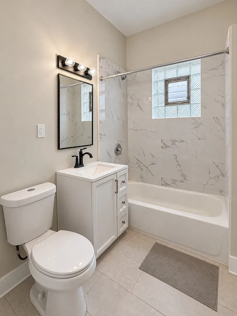 2 bed, 840 sqft, $1,700 — Photo 3