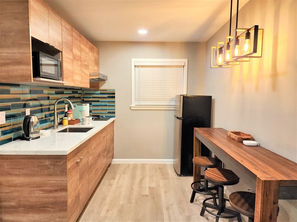 2802 Lakeshore Blvd #7