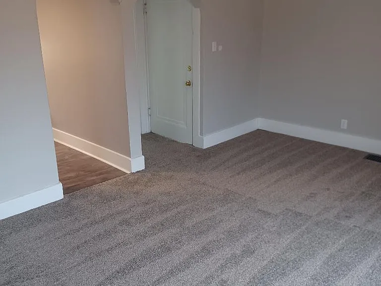 918 Savilla Ave — Photo 2