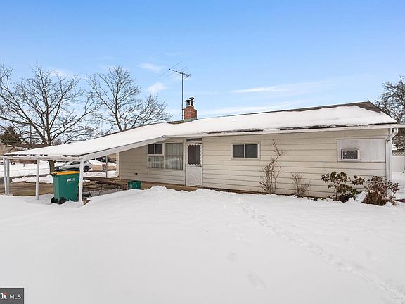 2nd image of 57 Palm Ln