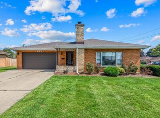 2721 Sarah St, Franklin Park, IL