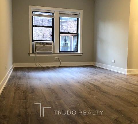 3rd image of 713 W Brompton Ave APT 58