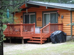 9080 N Paulina Ave, Pentwater, MI 49449