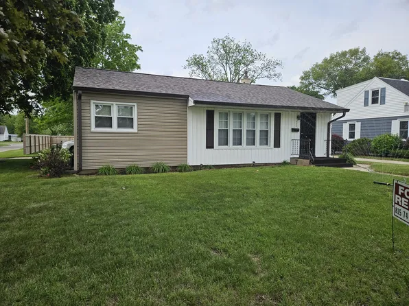 320 Hosmer St, Loves Park, IL 61111