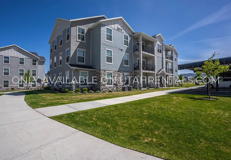 1128 S 820 E #2202 — Photo 2
