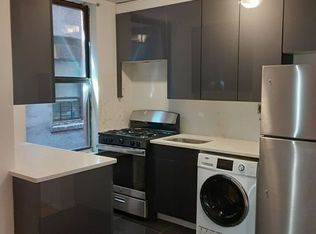 286 E 2nd St #4E, New York, NY 10009