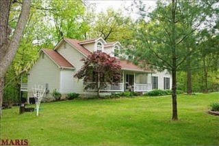 4th image of 320 Southwood Ct