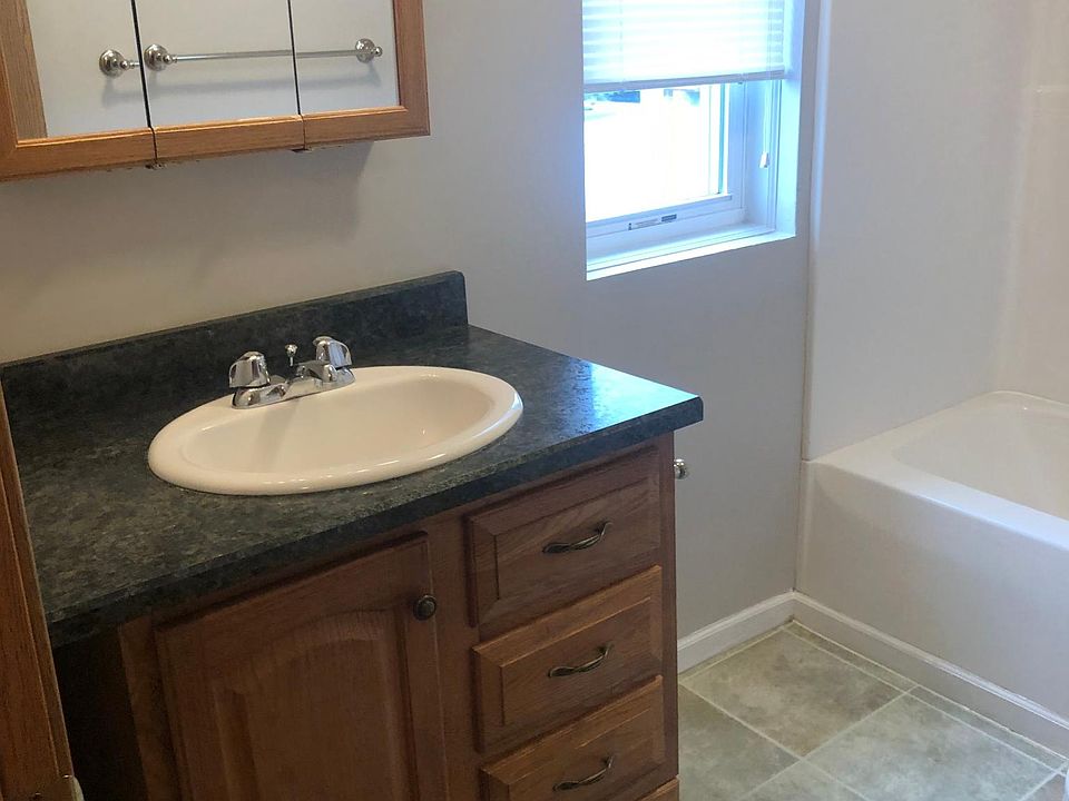 1st image of 1501 Morgantown Ave #27