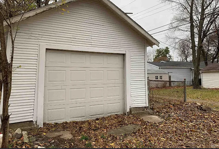 1 car garage