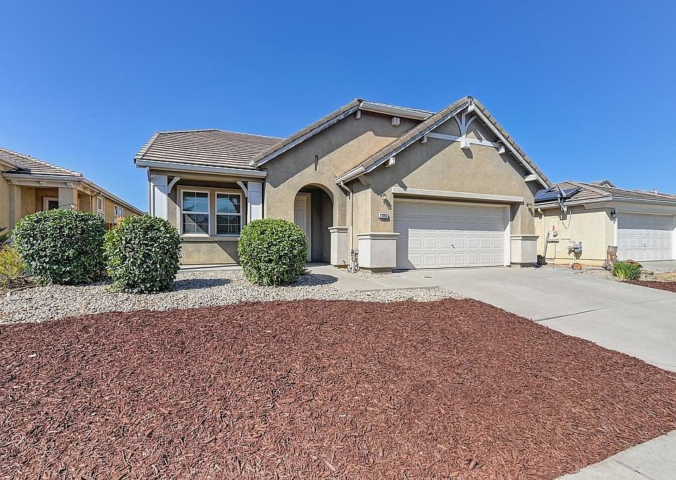 1st image of 1393 Paddington Way