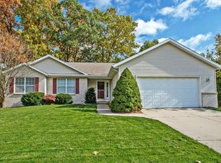 1727 Glenvale Dr SW, Wyoming, MI 49519