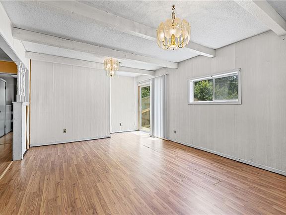 3rd image of 2741 N 61st Ter