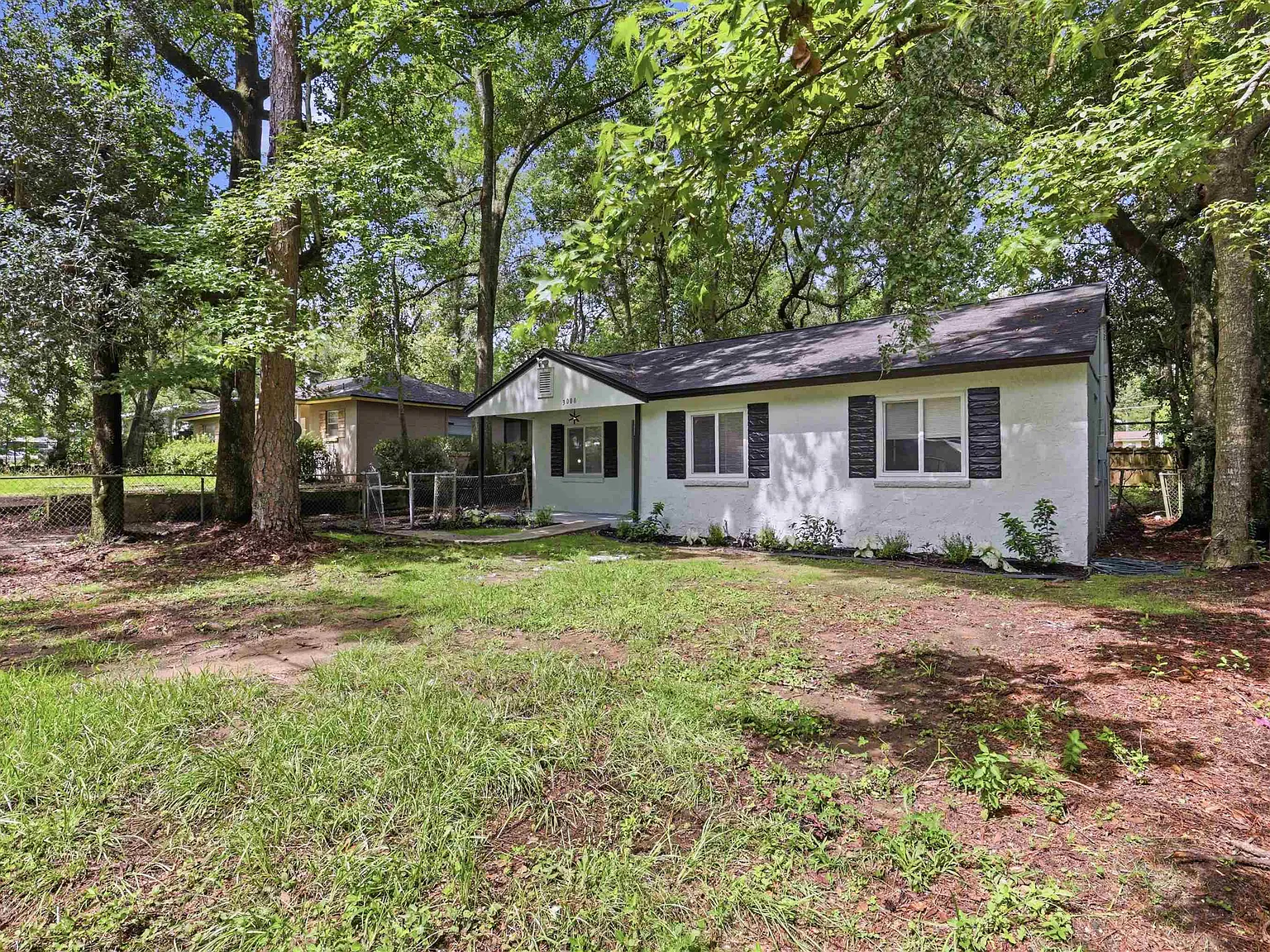 4 bed, 970 sqft, $1,650 — Photo 3