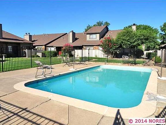 4th image of 6135 S Zunis Ave #4-613