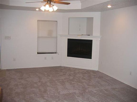 3rd image of 2100 Dove Ln #2
