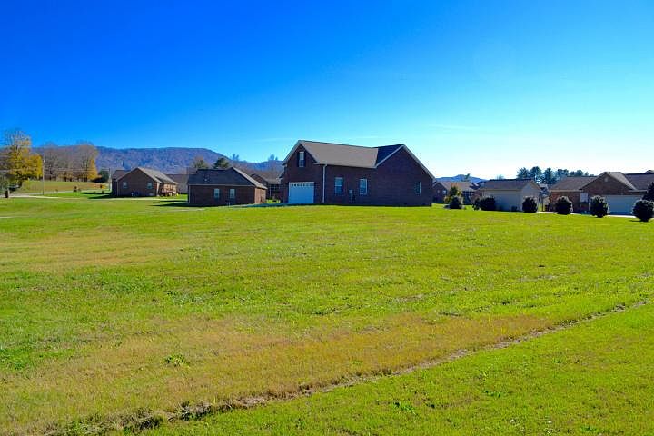 1st image of 503 Golden Rose Dr