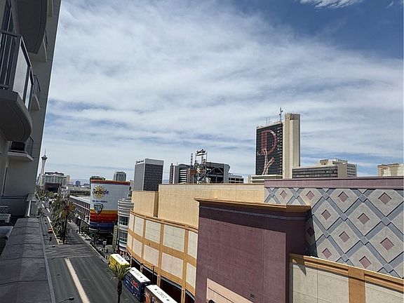 2nd image of 150 Las Vegas Blvd #2213