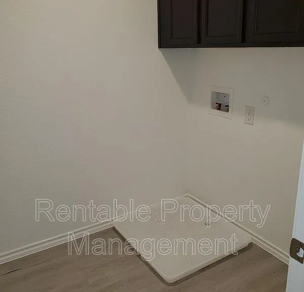 2920 Bluets Dr — Photo 15