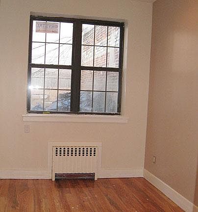 4th image of 818 Myrtle Ave #1